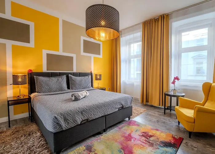 Stylish For 6 Near International Centre Metro U1 *