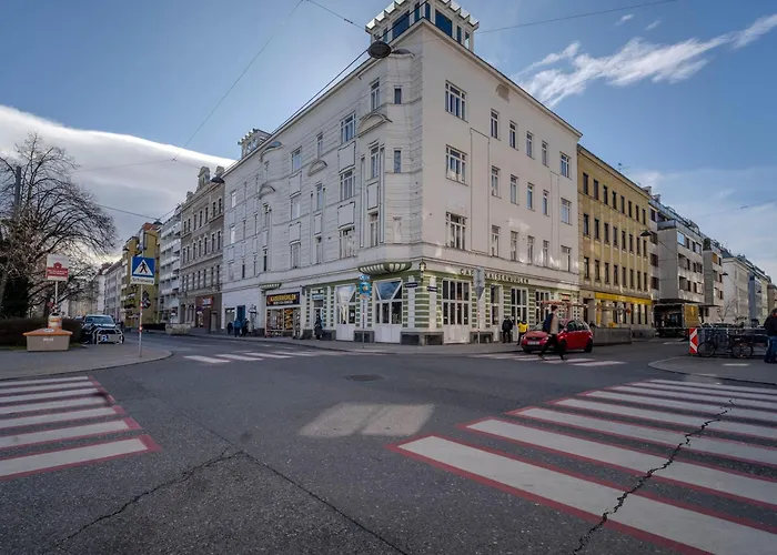 Stylish For 6 Near International Centre Metro U1 Apartment Wien